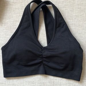 Alphalete amplify sports bra